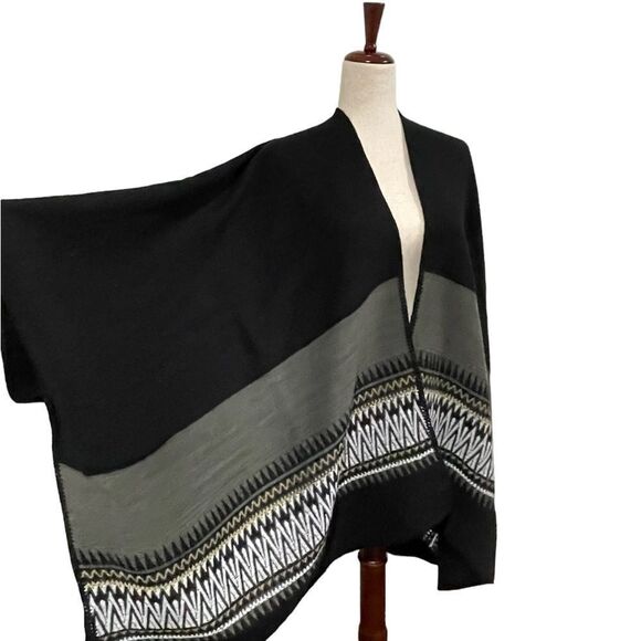 Lucky Brand open front blanket wrap One size - Picture 2 of 6